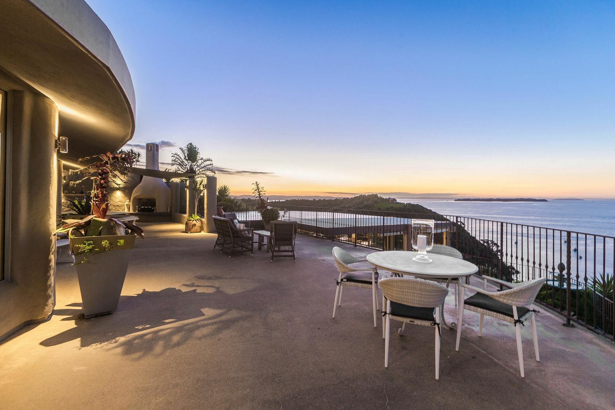 Delamore Lodge Oneroa Екстер'єр фото